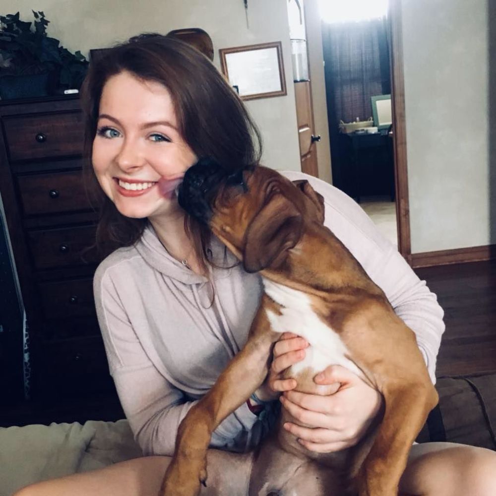Meet your Posher, Abby